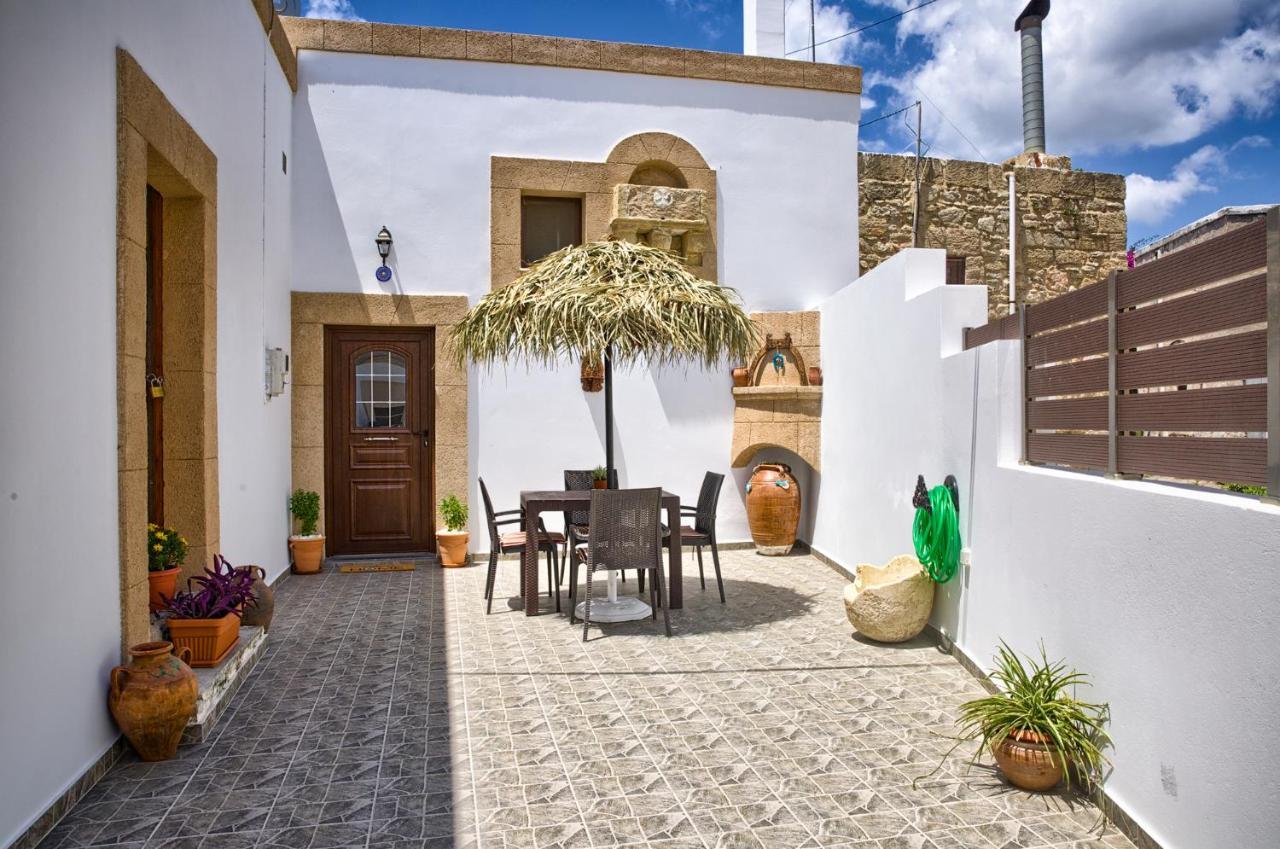 Stone Arch Villa Malona Village Exterior photo