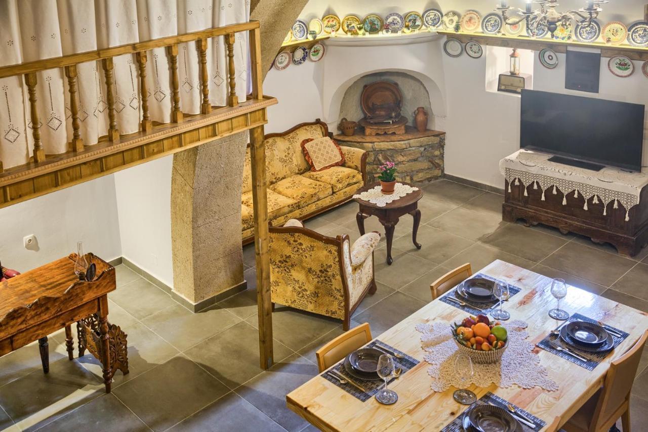 Stone Arch Villa Malona Village Exterior photo